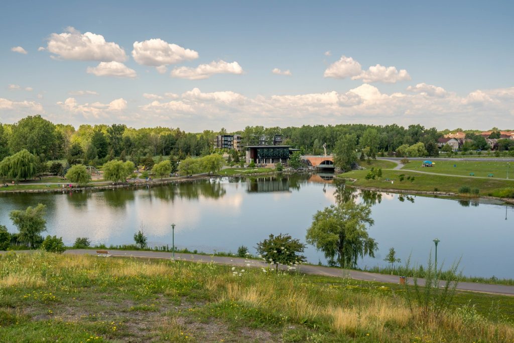 Courtier immobilier à Saint-Hubert et ses environs